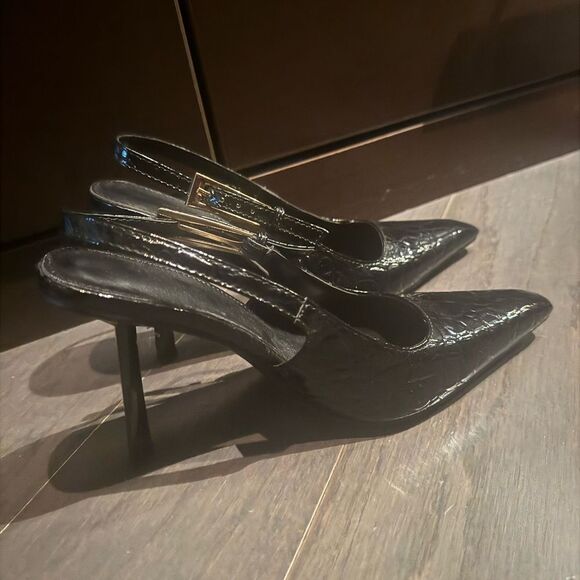 Black croc, black heel. Gorgeous comfortable slip on heel with buckle